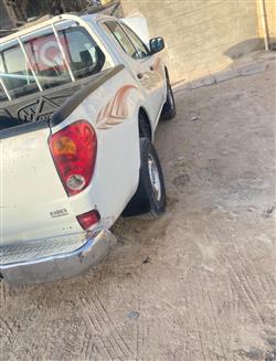 میتسوبیشی L200